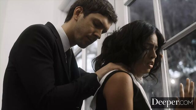 Глубже. Сексуальная горничная Autumn Falls получает незабываемый бон