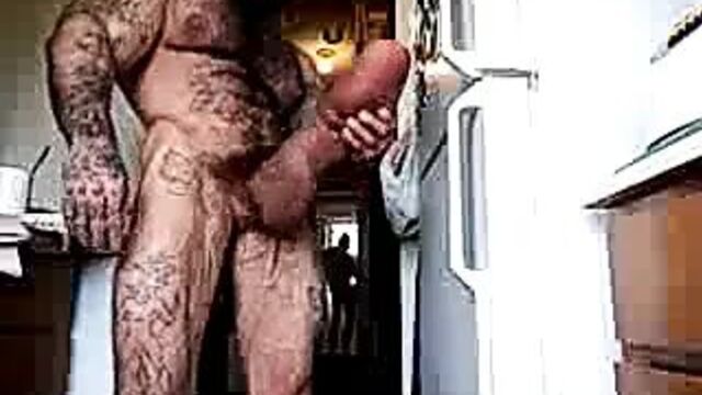 Мускулистая Eddie