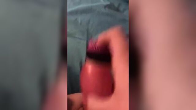 Бывший мастер мастурбирует для меня