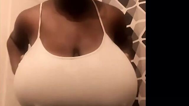 Короткий стек с сиськами для боулинга