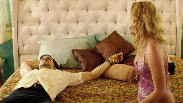 Ana De Armas - Каменные руки (2016)