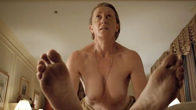 Длинная обнаженная сцена с Lisa в бесстыдном scandalplanet.com