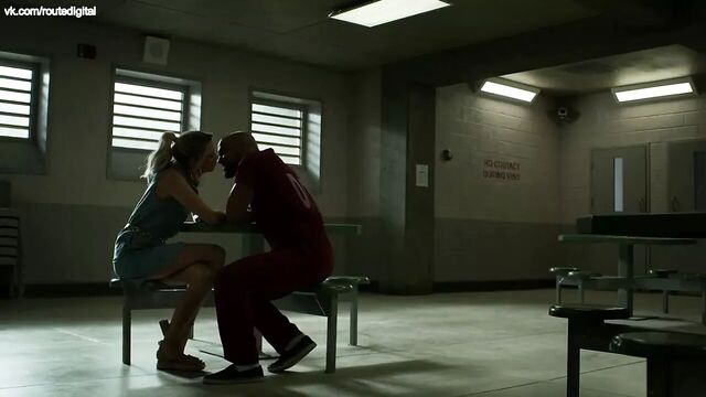 Riley Voelkel в хайтауне S1E3