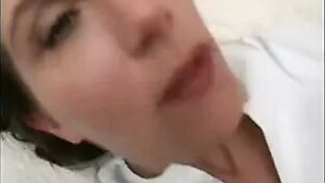 Врачу нравятся анальные колготки, ставят анал в тройничке, culo