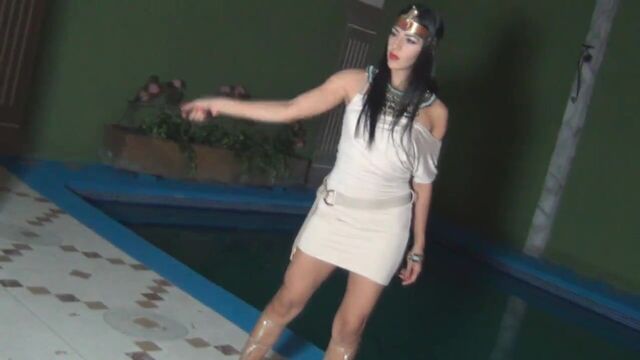 Злая королева возвращается