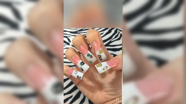 Длинные французские ногти