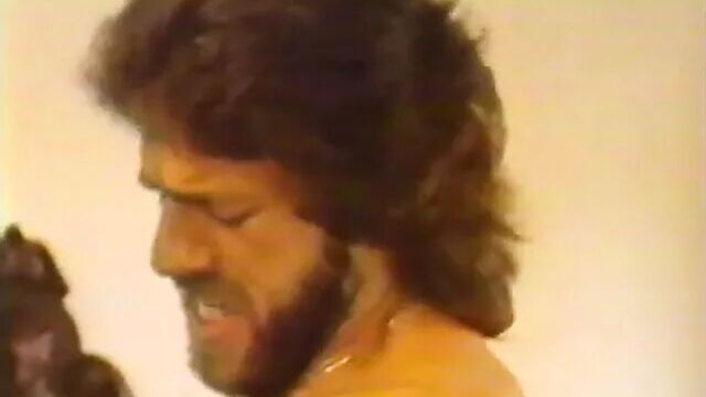 Nina Hartley ищет похоти