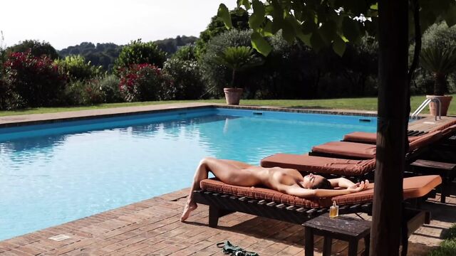 Летняя красотка