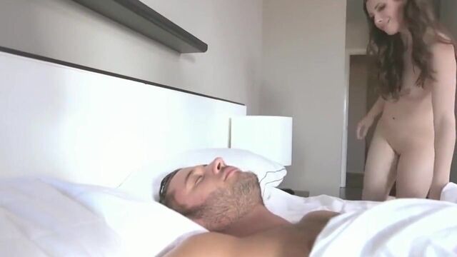 Danny Mountain и Casey Calvert мой сексуальный маленький кримпай