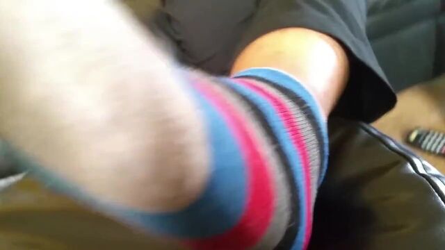 Потные ступни Литы после пробежки