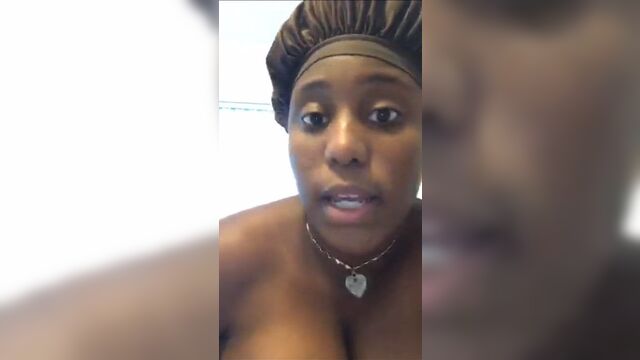 Чернокожие с большими сиськами