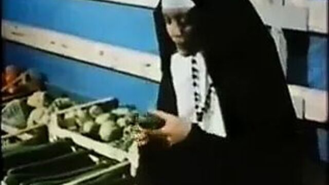 Бывшая монахиня подвезла к своей матери начальника!