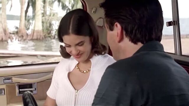 Сиськи Teri Hatcher в раю, заключенные scandalplanet.com