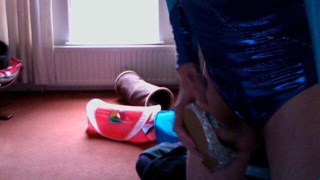 Сперма в маленьких туфлях