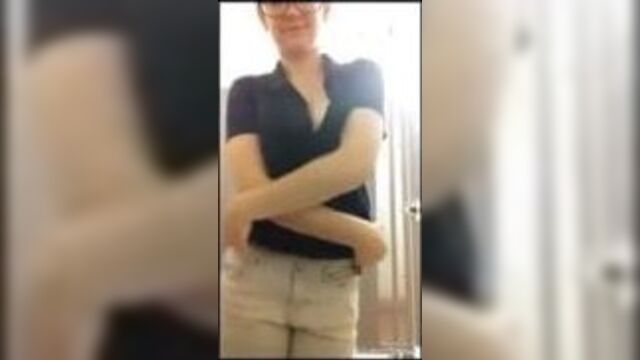 Заскучала на работе