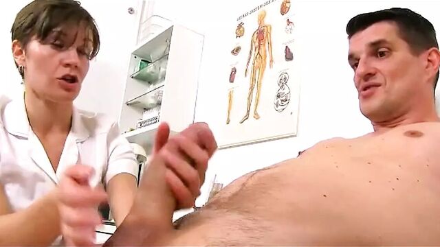 Медсестра-экстрактор спермы №1 -b $ r