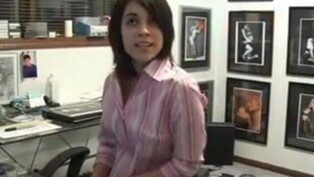 Секретарша, игра