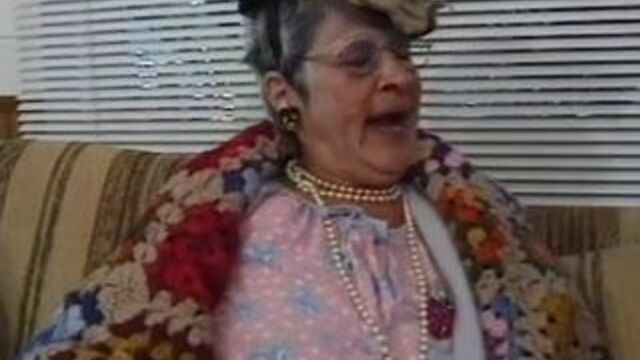 Зрелая извращенность 14 - фетиш-камшоты