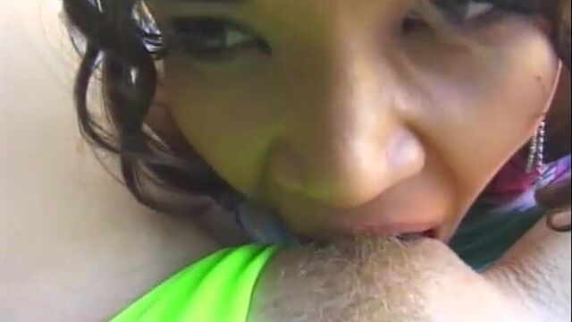 Jennifer Avalon и Brooke Ashley - линии пикапов 9