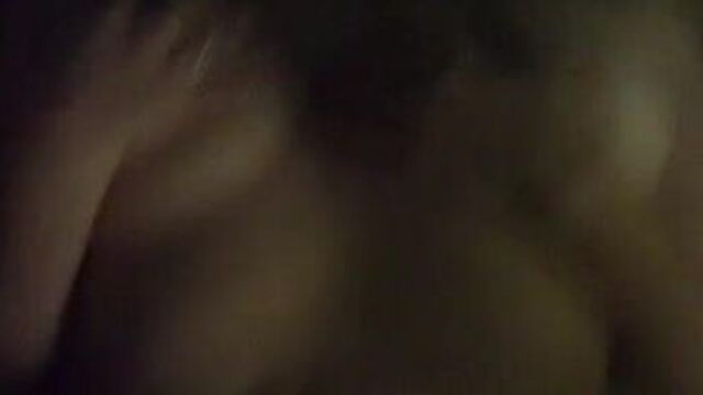 Латинку с большими сиськами трахают в рот в любительском видео от первого лица