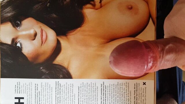 Разрушение спермы с орехами и трибьют в Индии Reynolds