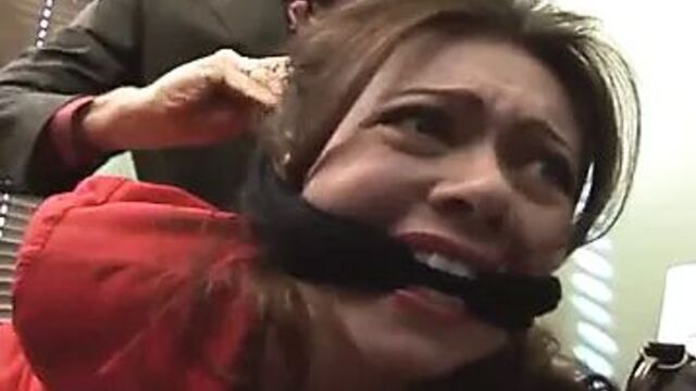 Зрелая секретарша получает то, что заслуживает