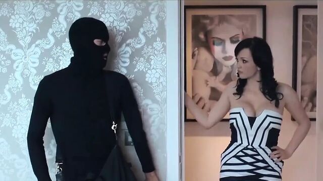 Jasmine Jae трахает вора