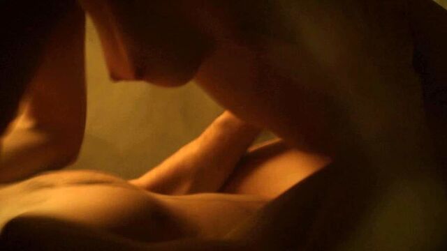 Обнаженная секс-сцена с Lindsey Shaw на scandalplanet.com