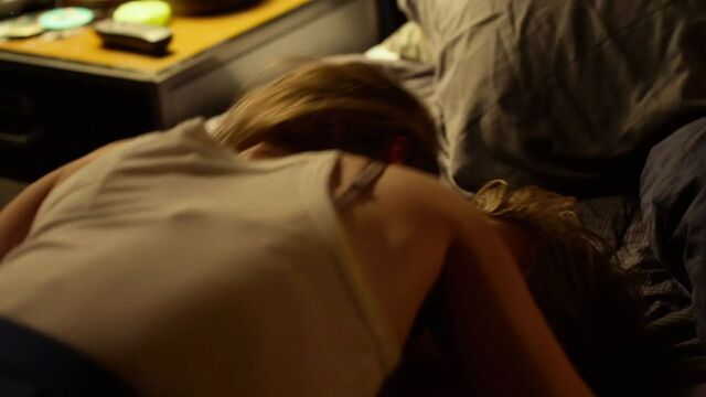 Sarah Bolger. Crystal Reed. Caitriona Balfe - 'Давка'