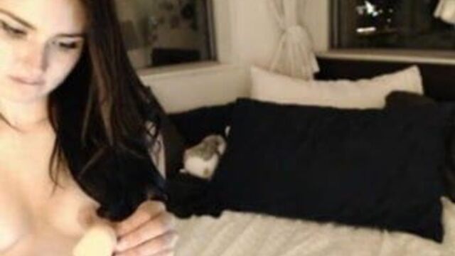 Кам-модель камшоу