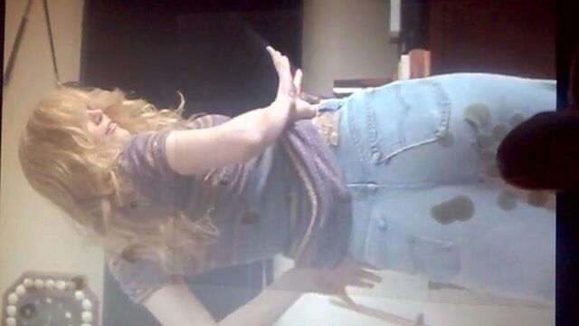 Сперма на задницу Leslie Mann