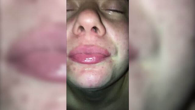 Amateurs давится спермой и кончает на лицо, неприязнь 8