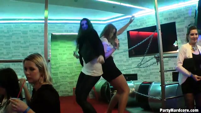 Хардкорная вечеринка на вечеринке с ума сошла # 9, часть 4