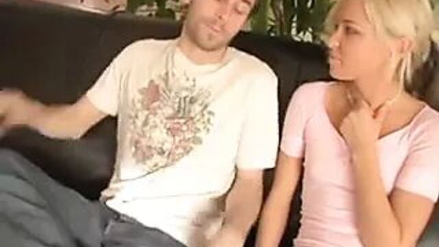 Дочка и бойфренд трахают мачеху