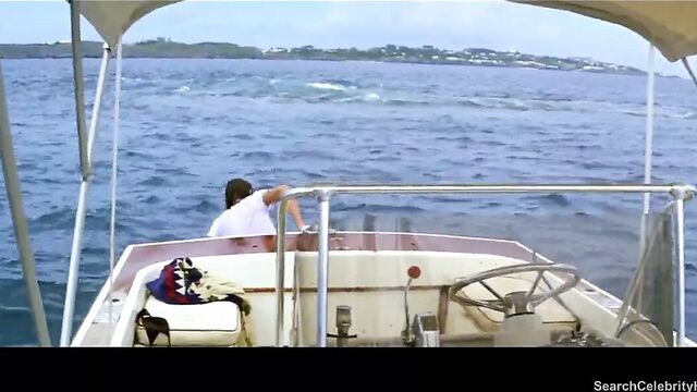 Jacqueline Bissset обнаженная - глубокая - 2