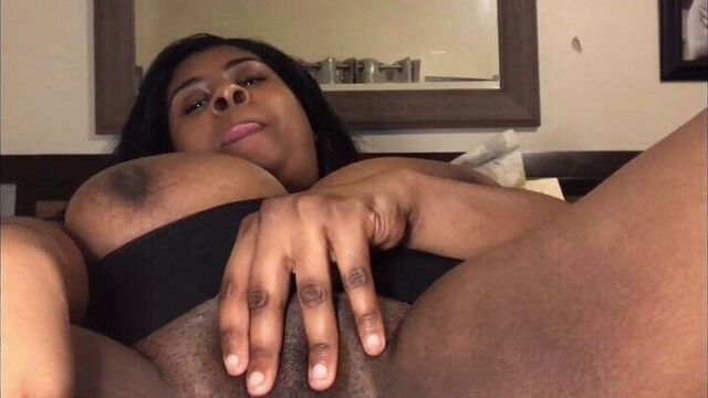 Наездница с мясистым хуем, том 1