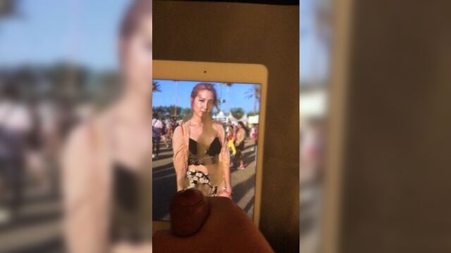 Трибьют спермы для Leslie Fuslie