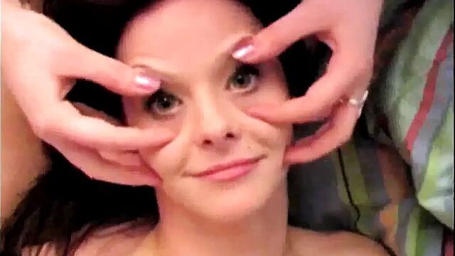 Пожалуйста, кончай на мое лицо