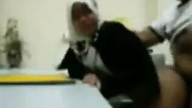 Секс в Индонезии - Bidan Dan сатпам