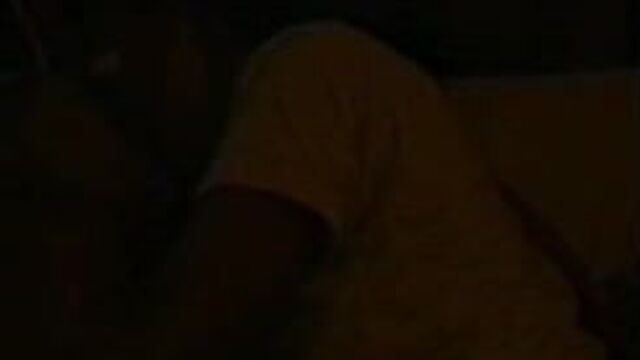 Три черных девушки делят парня 4