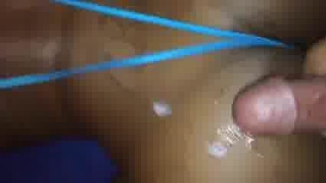 Cummin Diva с большой попкой на тверкающей заднице