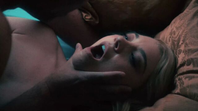 Natalie Dormer занимается сексом Penny с ужасной Coa S01e02 (уменьшенная музыка)