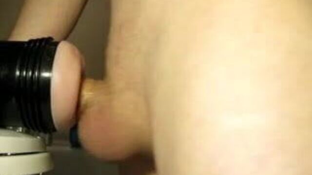 Пульсирует при искусственном освещении