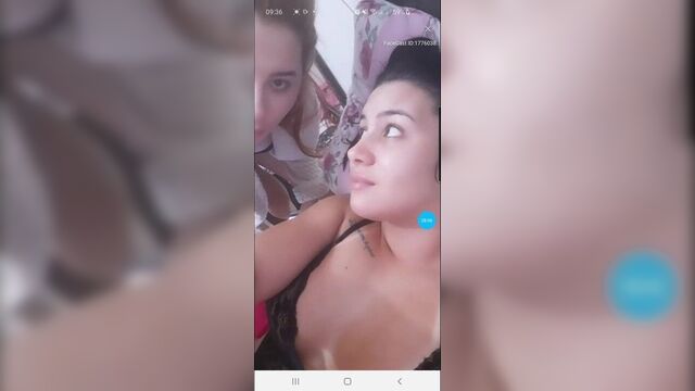 Monique Dias - публичный чат с фейскастом, полная вспышка