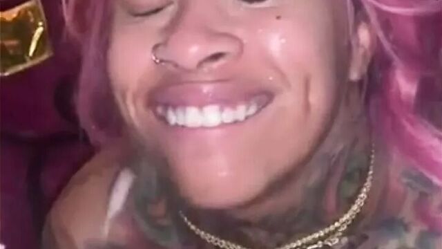 Черные девушки любят камшоты на лицо 4