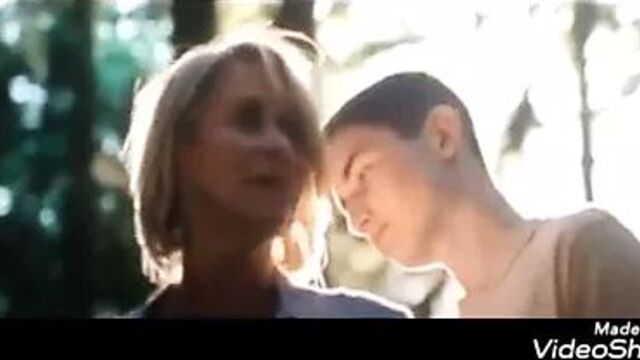 История зрелой женщины и молодого мужчины