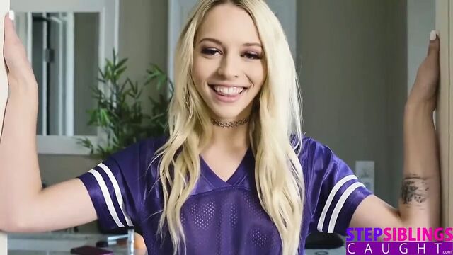 Брат кончает внутрь меня