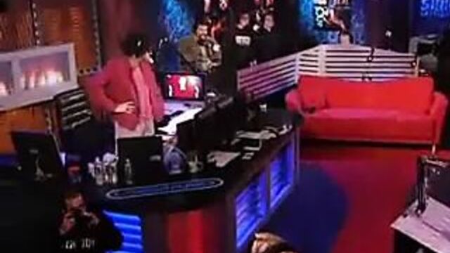 Дженна скачет на сибиане