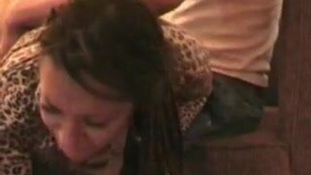 Черную девушку отшлепали