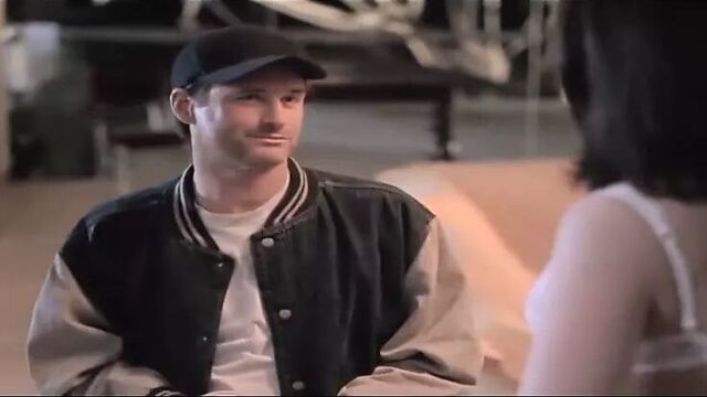 Горячая подборка Andie Macdowell